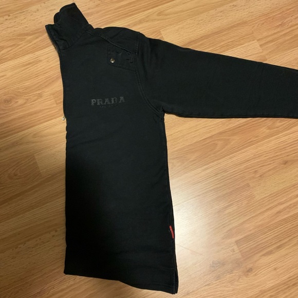 SOLD. 💕✨PRADA✨💕Half Zip - Picture 4 of 7